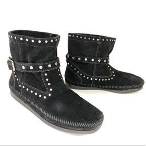 Minnetonka Moccasin Black Suede Studded Boots